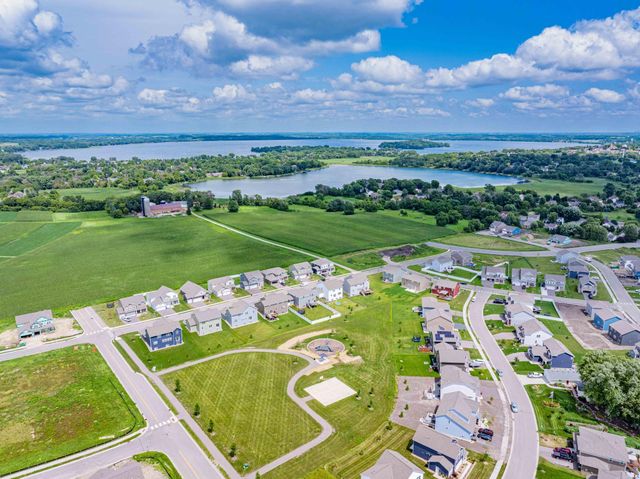 830 Foxglove Terrace, Waconia, MN 55387