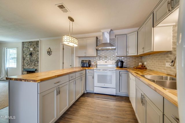 169 Mays Road, Elizabethton, TN 37643