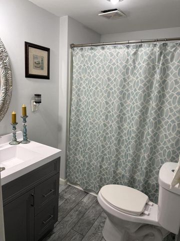 1424 Oregon STREET, Racine, WI 53405