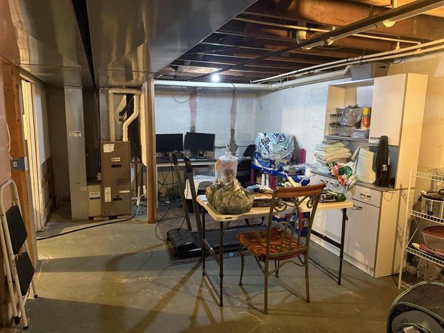 1424 Oregon STREET, Racine, WI 53405