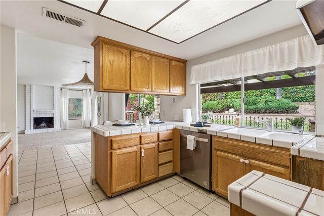 1563 Avenida Entrada, San Dimas, CA 91773