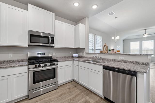8006 Barret Travis Court, Beasley, TX 77417