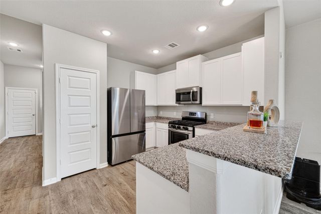 8006 Barret Travis Court, Beasley, TX 77417