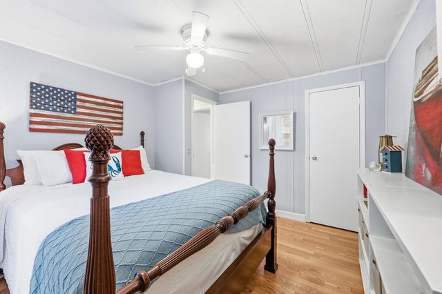 816 S Marlin Circle, Murrells Inlet, SC 29576