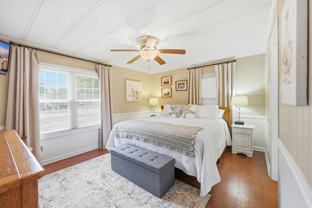 816 S Marlin Circle, Murrells Inlet, SC 29576