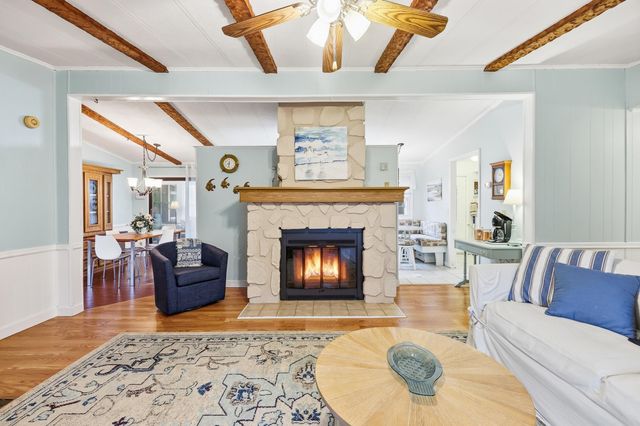 816 S Marlin Circle, Murrells Inlet, SC 29576