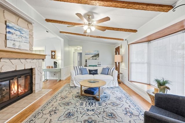 816 S Marlin Circle, Murrells Inlet, SC 29576