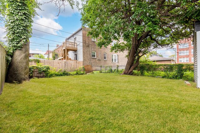 7006 S Calumet Avenue, Chicago, IL 60637