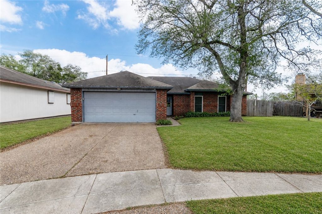 13109 Deepwater, Corpus Christi, TX 78410