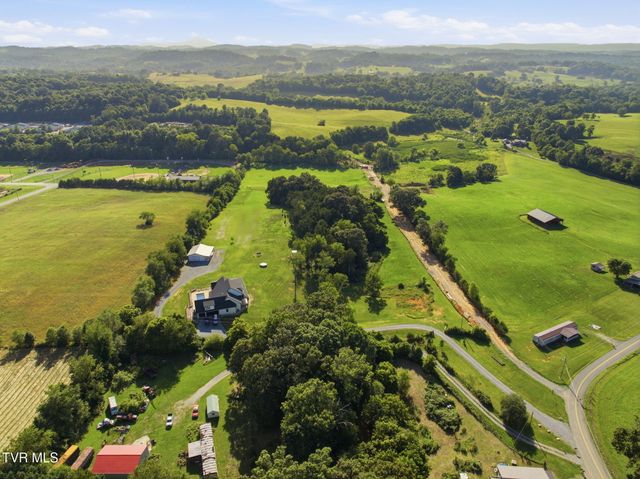 141 Kitzmiller Road, Gray, TN 37615