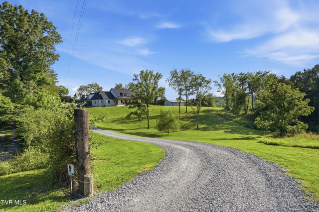141 Kitzmiller Road, Gray, TN 37615