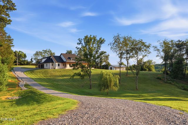 141 Kitzmiller Road, Gray, TN 37615