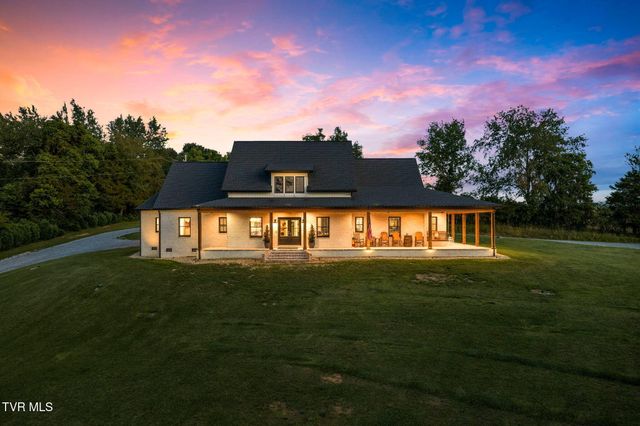 141 Kitzmiller Road, Gray, TN 37615