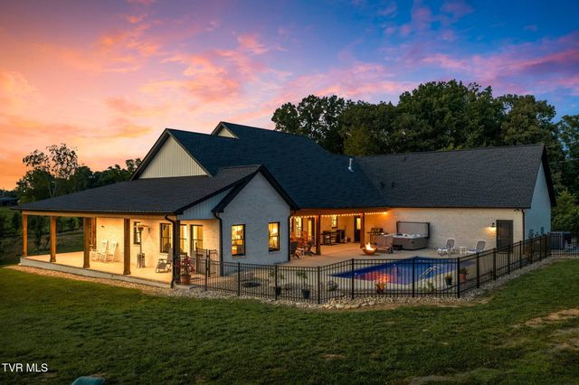 141 Kitzmiller Road, Gray, TN 37615