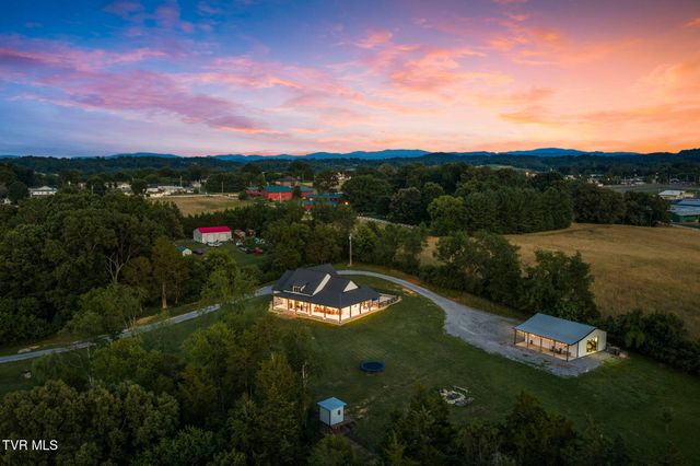 141 Kitzmiller Road, Gray, TN 37615