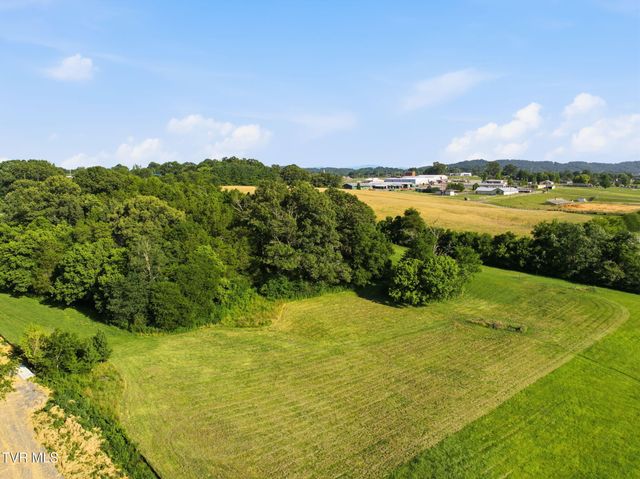 141 Kitzmiller Road, Gray, TN 37615