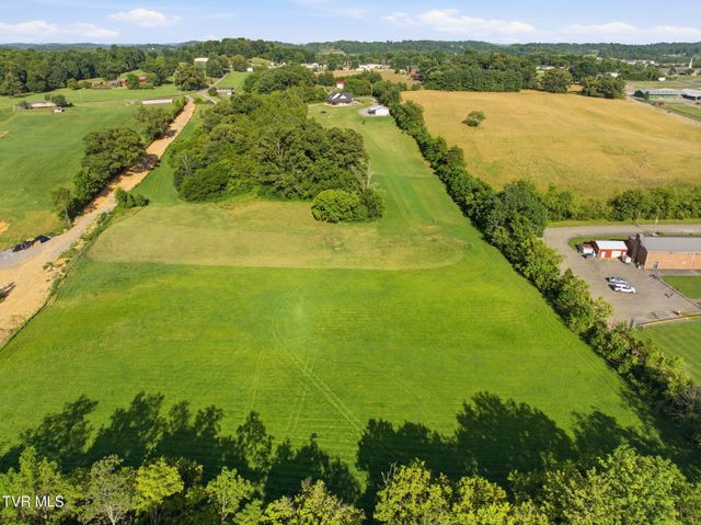 141 Kitzmiller Road, Gray, TN 37615