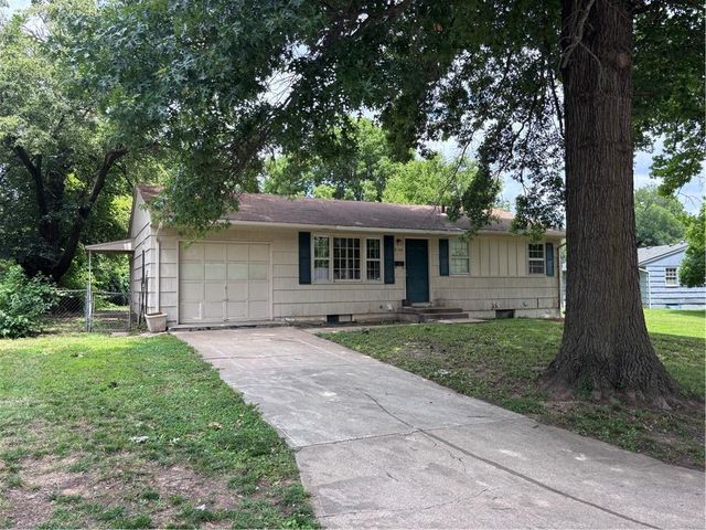 9130 E 44th Street, Kansas City, MO 64133