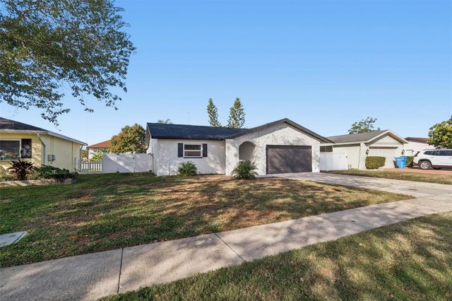 8324 DENISE DRIVE, Seminole, FL 33777