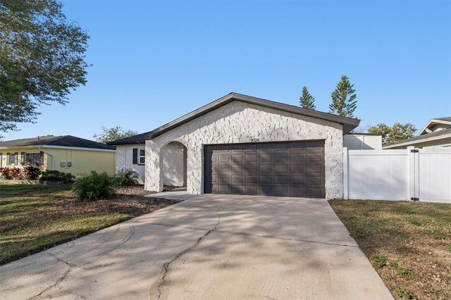 8324 DENISE DRIVE, Seminole, FL 33777