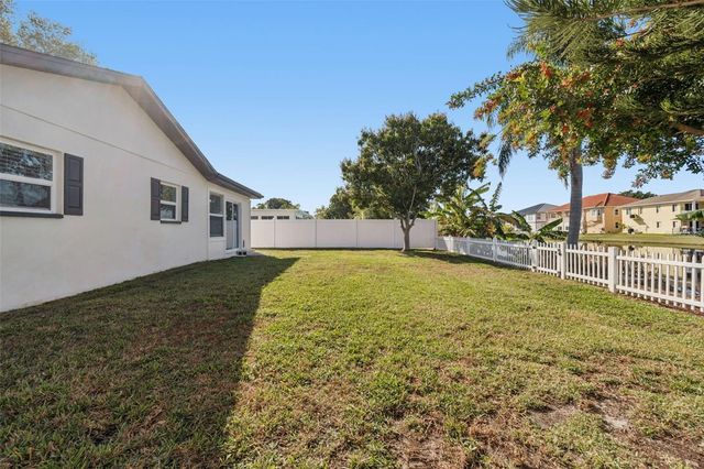 8324 DENISE DRIVE, Seminole, FL 33777