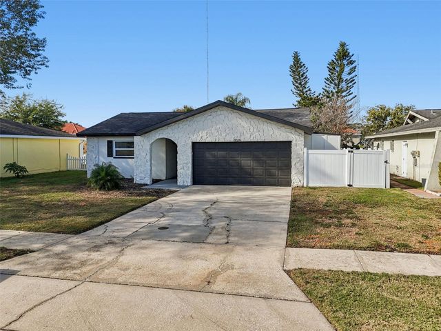 8324 DENISE DRIVE, Seminole, FL 33777