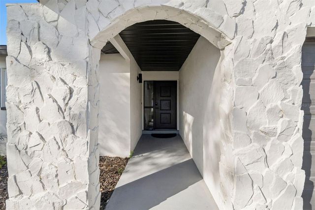 8324 DENISE DRIVE, Seminole, FL 33777