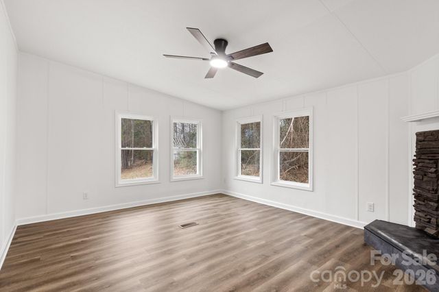 12332 Buxton Drive, Pineville, NC 28134