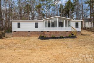 12332 Buxton Drive, Pineville, NC 28134