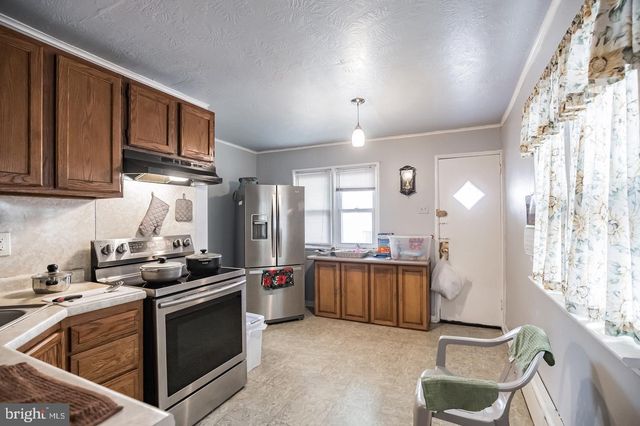 1925 E ALLEGHENY AVE, Philadelphia, PA 19134