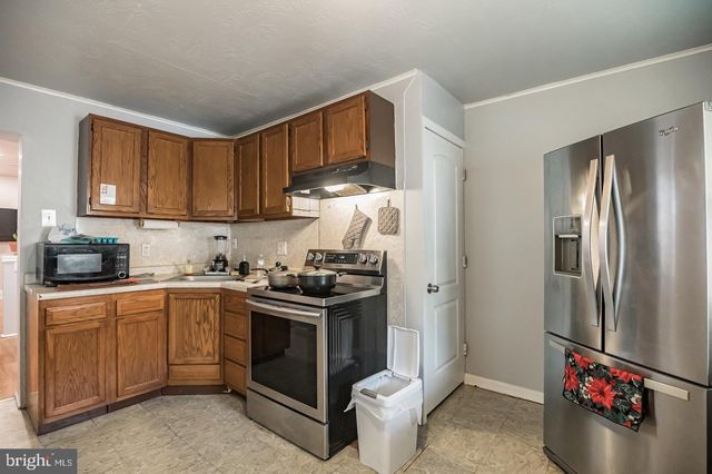 1925 E ALLEGHENY AVE, Philadelphia, PA 19134