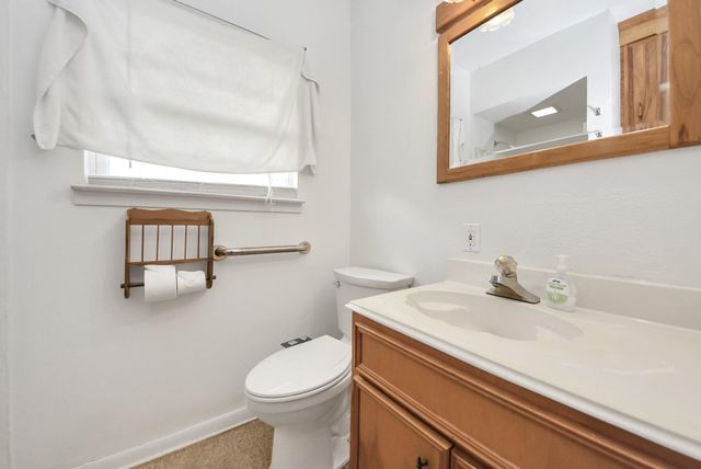 900 S Circle Drive, Baytown, TX 77520