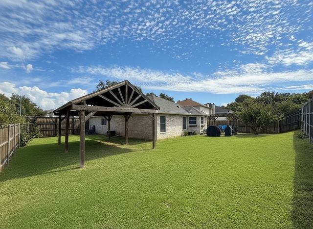 2017 Yellowstone Lane, Corinth, TX 76210