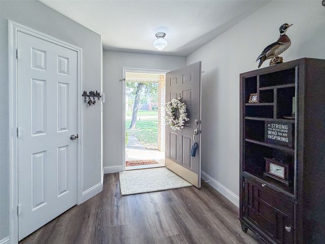 2017 Yellowstone Lane, Corinth, TX 76210