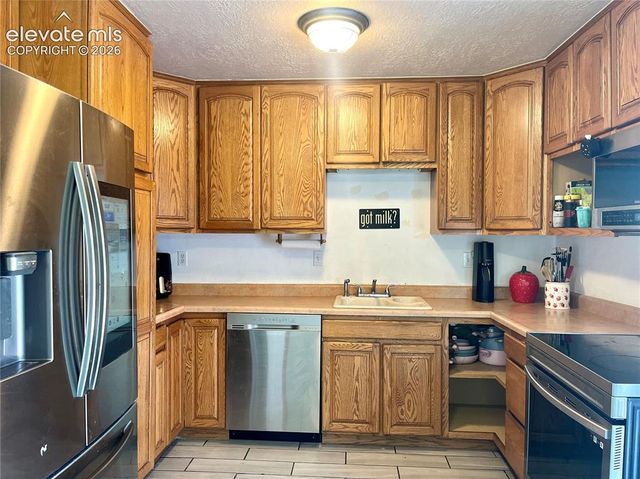 2590 Faulkner Drive, Colorado Springs, CO 80916