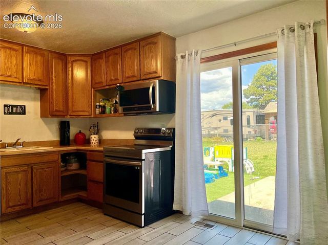 2590 Faulkner Drive, Colorado Springs, CO 80916