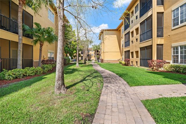 4307 BAYSIDE VILLAGE DRIVE 103, Tampa, FL 33615