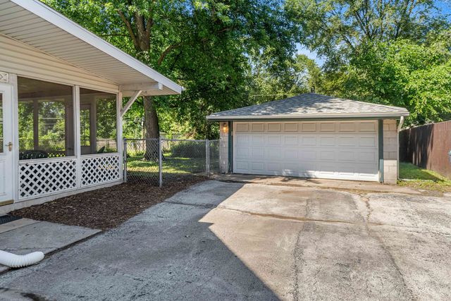 1108 Michigan City Road, Calumet City, IL 60409