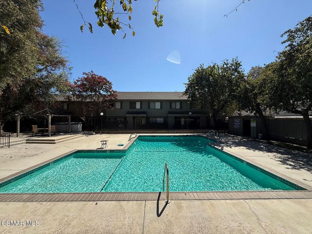 20112 Runnymede Street 3, Winnetka, CA 91306