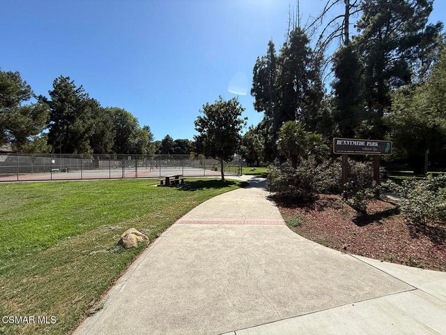 20112 Runnymede Street 3, Winnetka, CA 91306