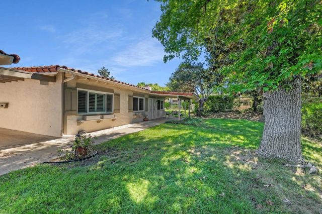 16618 Orilla Dr, San Diego, CA 92128