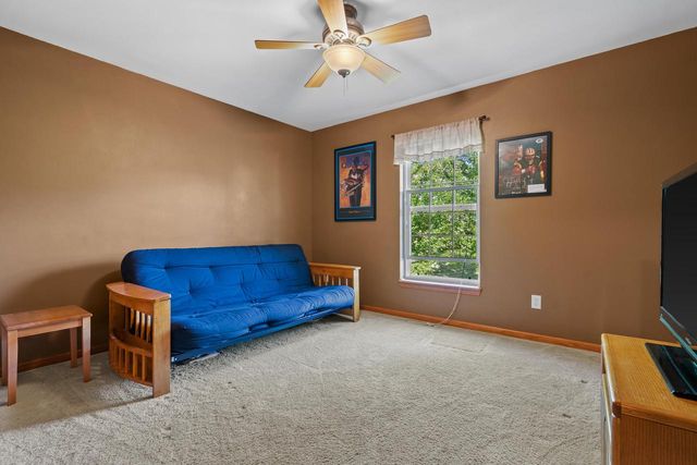 115 Howell AVENUE, Waukesha, WI 53188