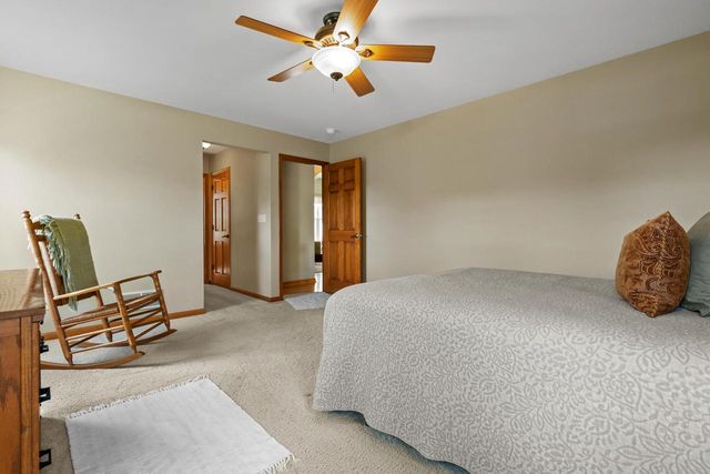 115 Howell AVENUE, Waukesha, WI 53188