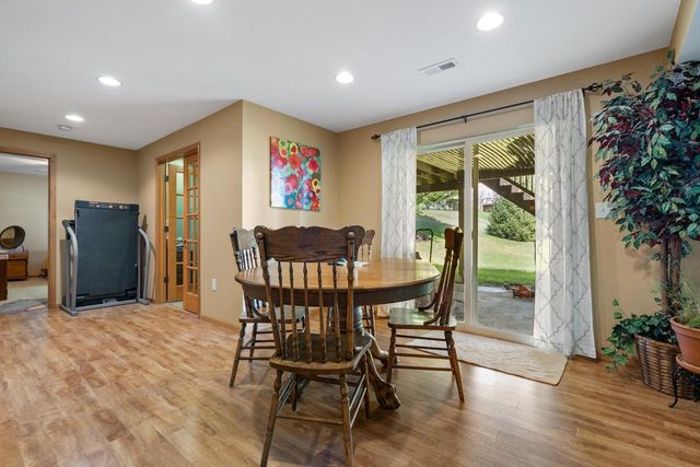 115 Howell AVENUE, Waukesha, WI 53188