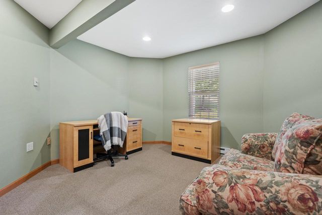 115 Howell AVENUE, Waukesha, WI 53188