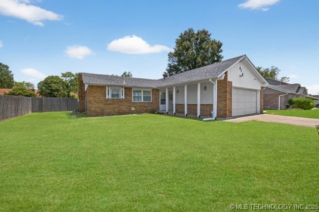 616 Westwood Drive, Claremore, OK 74017