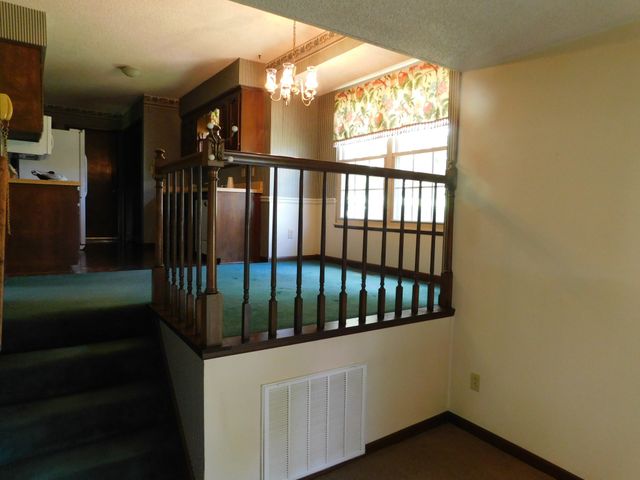 319 Harsh Ln, Castalian Springs, TN 37031