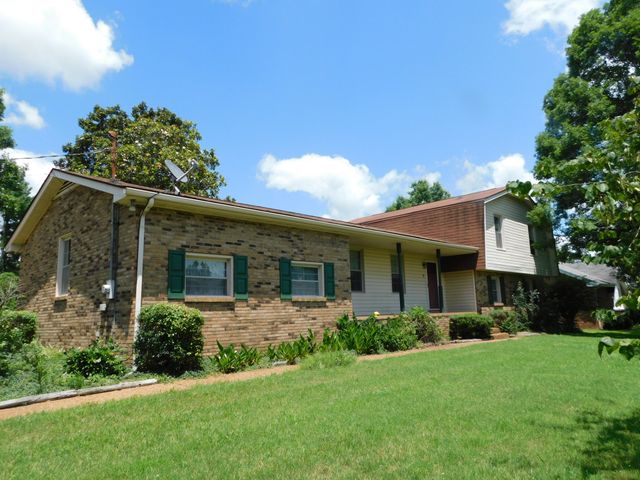 319 Harsh Ln, Castalian Springs, TN 37031