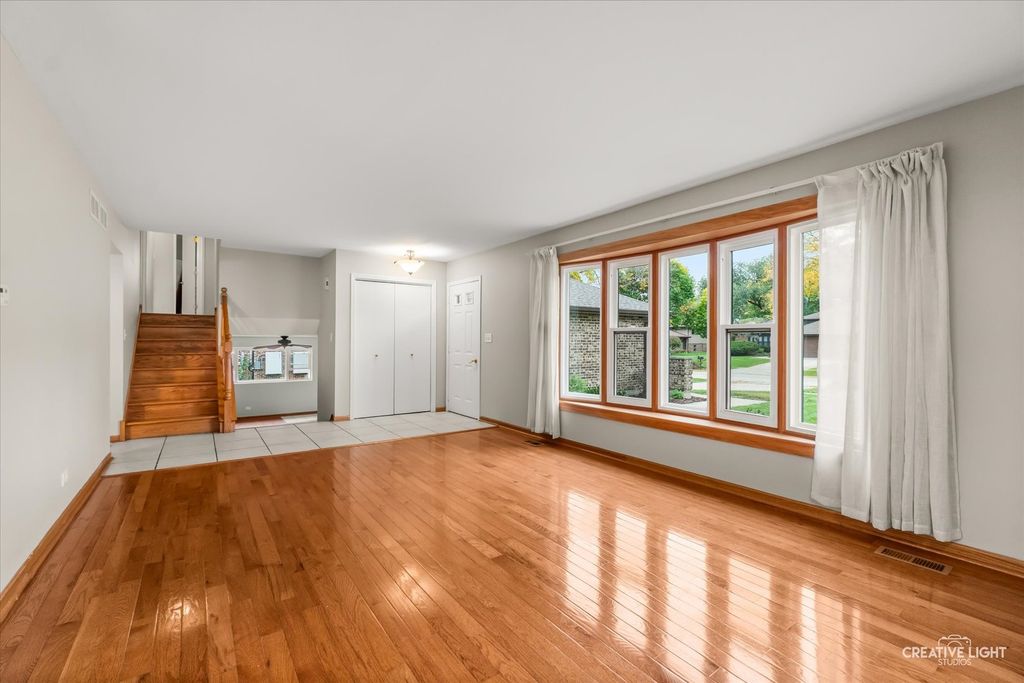 2213 Hamilton Lane, Darien, IL 60561 — photo 4