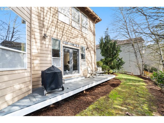 9216 Nw BARTHOLOMEW Dr, Portland, OR 97229